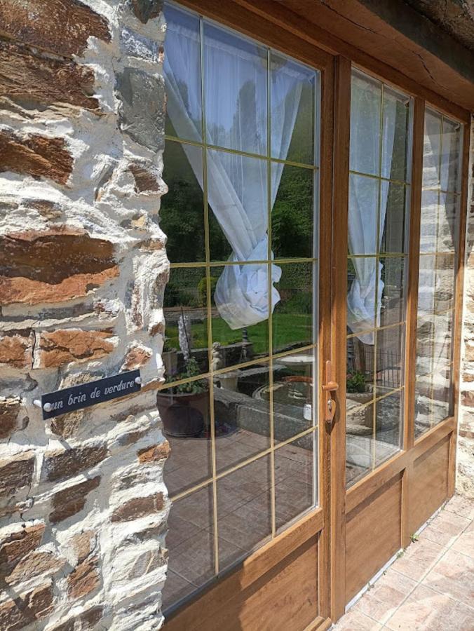 Le Moulin De Benneville Chambres D'Hotes, Petit Dejeuner Compris Cahagnes Bagian luar foto