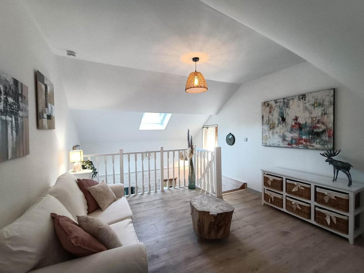Le Moulin De Benneville Chambres D'Hotes, Petit Dejeuner Compris Cahagnes Bagian luar foto