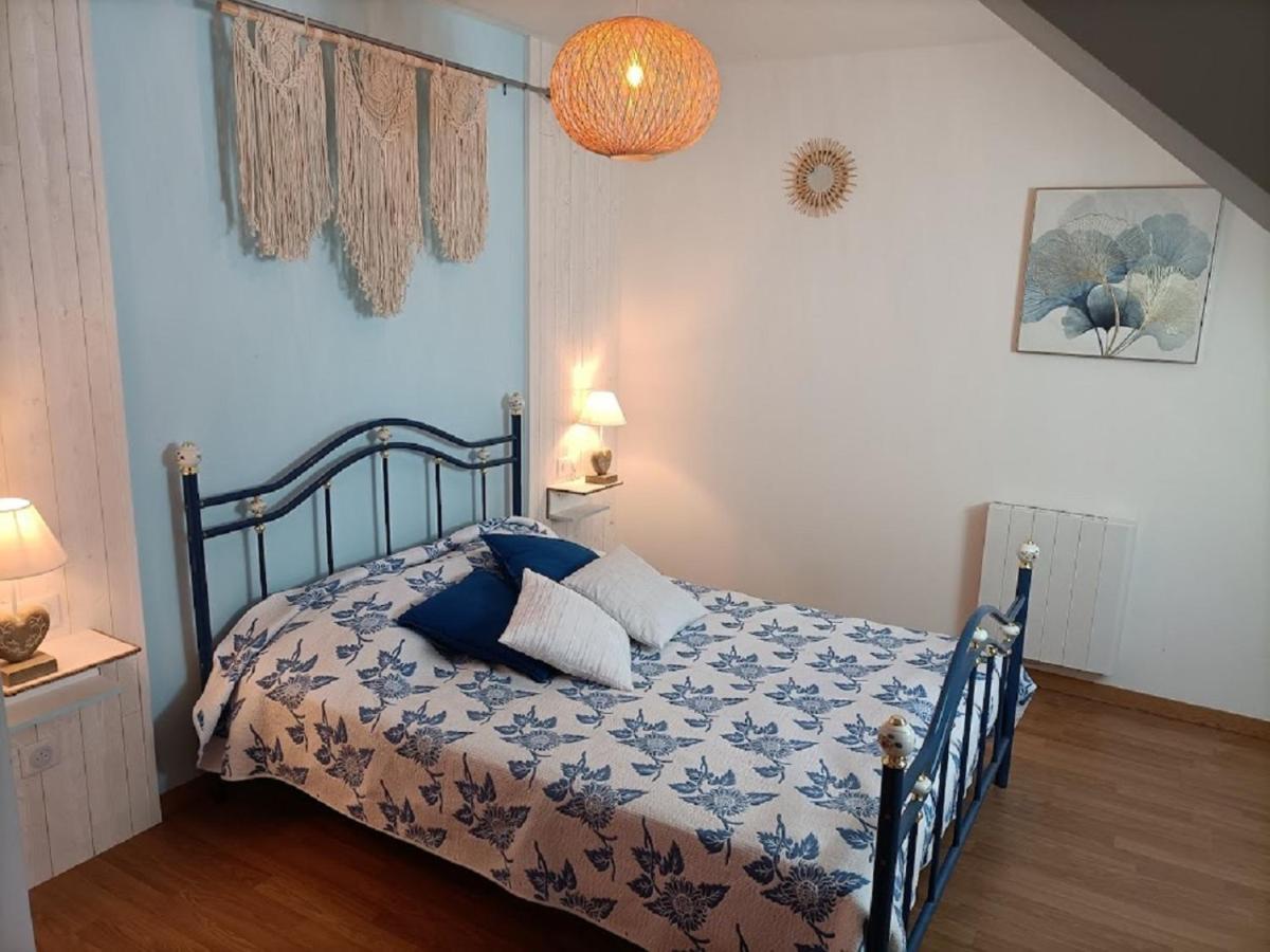 Le Moulin De Benneville Chambres D'Hotes, Petit Dejeuner Compris Cahagnes Bagian luar foto